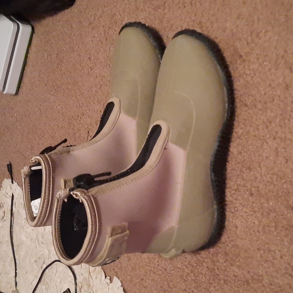Magellan outdoor boots